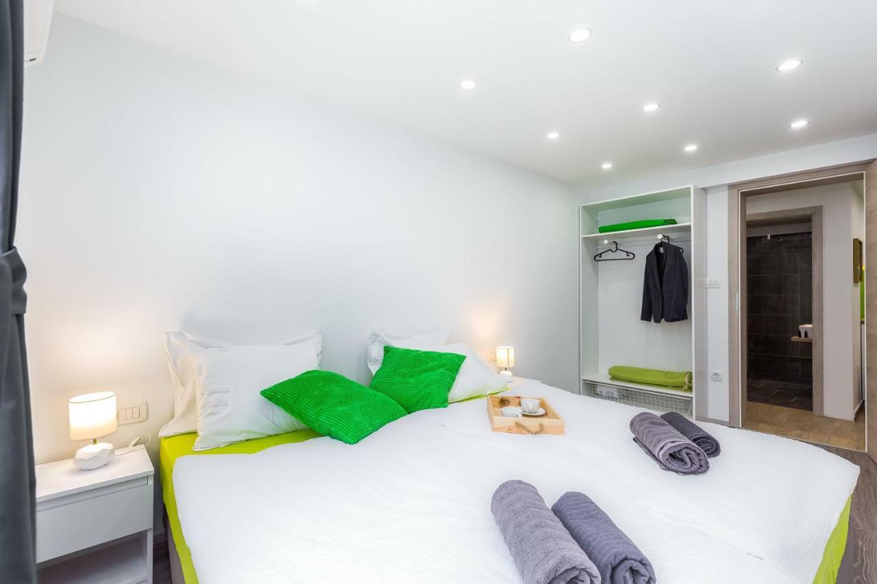 Apartments In The City غييكا المظهر الخارجي الصورة