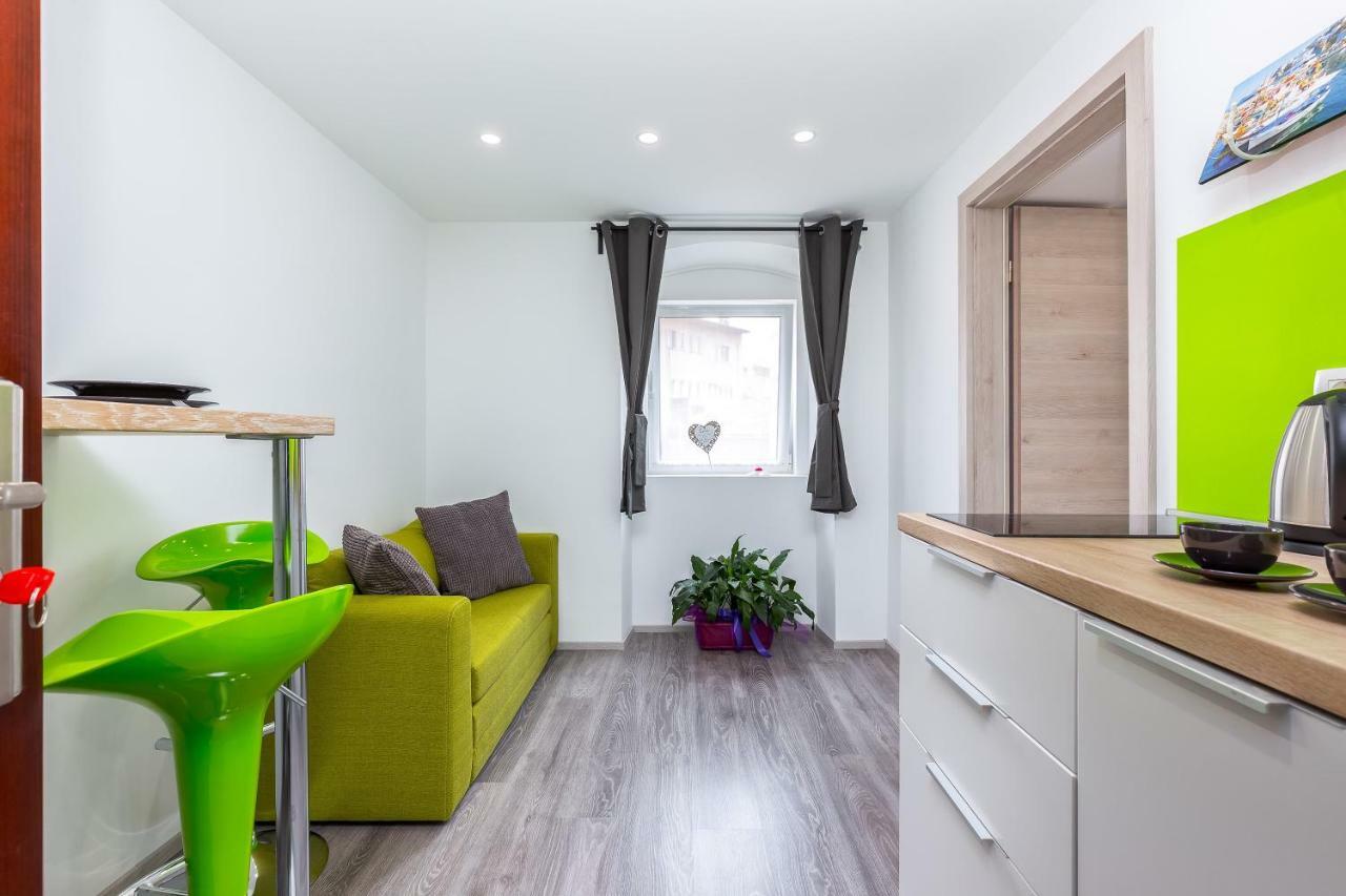 Apartments In The City غييكا المظهر الخارجي الصورة
