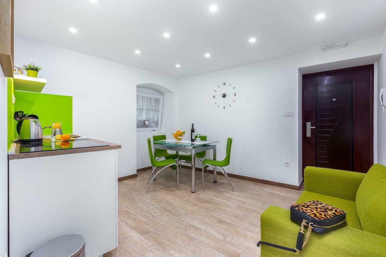 Apartments In The City غييكا المظهر الخارجي الصورة